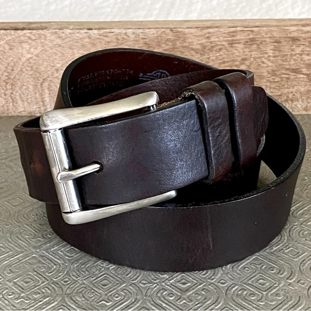 Docker’s Dark Brown Leather Belt Silver Tone Buckle Size L